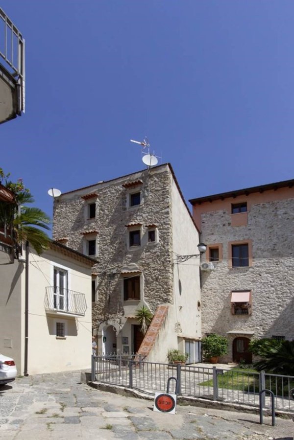 casa indipendente in vendita a Fondi