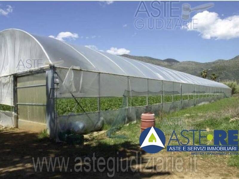 terreno agricolo in vendita a Fondi