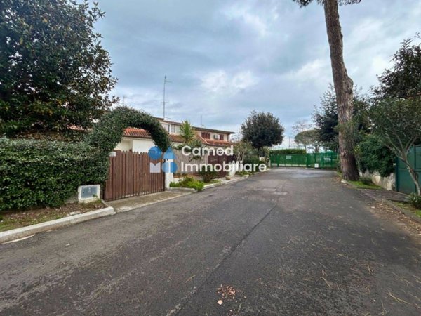 appartamento in vendita a Fondi in zona Salto di Fondi