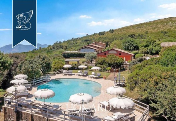 negozio in vendita a Fondi