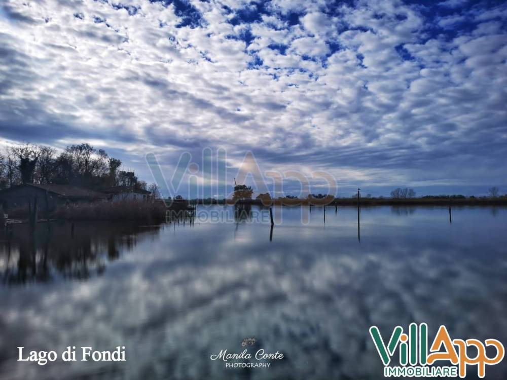 casa indipendente in vendita a Fondi