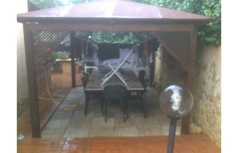 casa indipendente in vendita a Fondi in zona Salto di Fondi