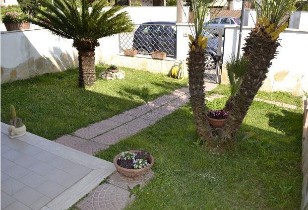 casa indipendente in vendita a Fondi