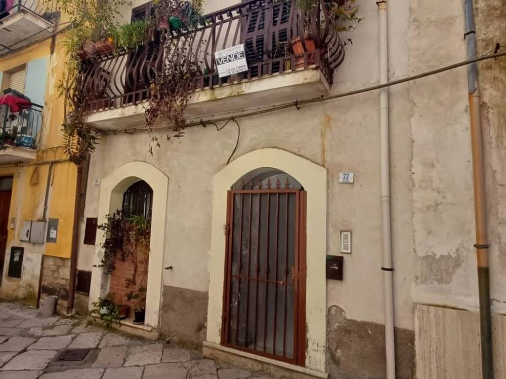 casa indipendente in vendita a Fondi
