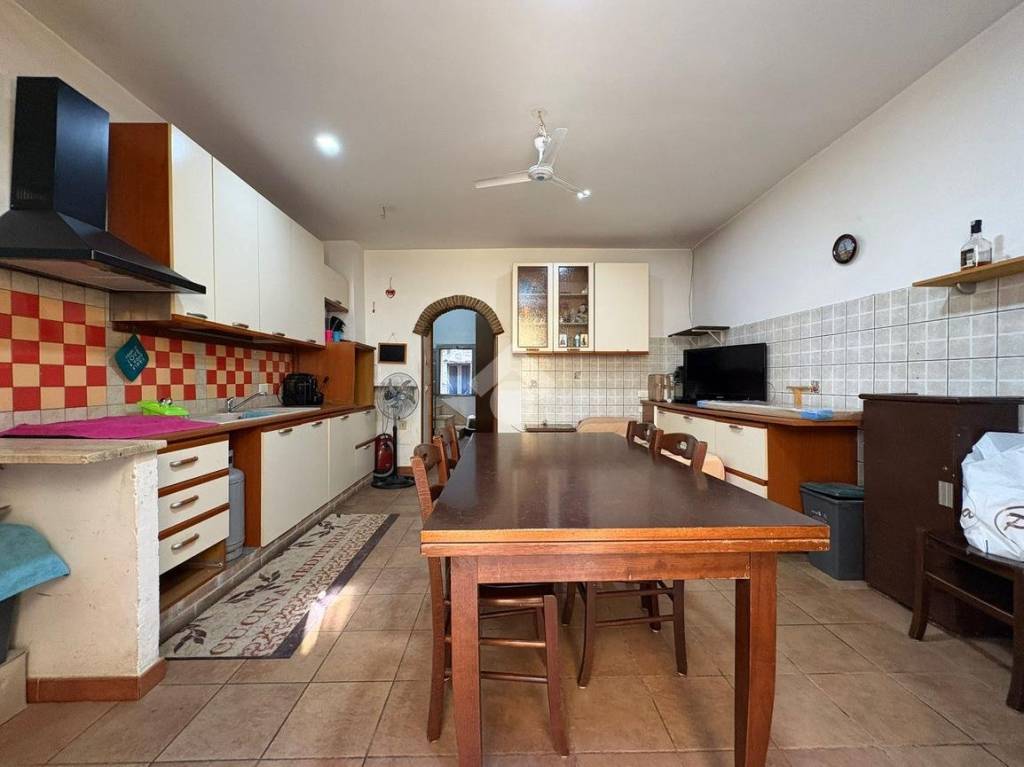 casa indipendente in vendita a Fondi