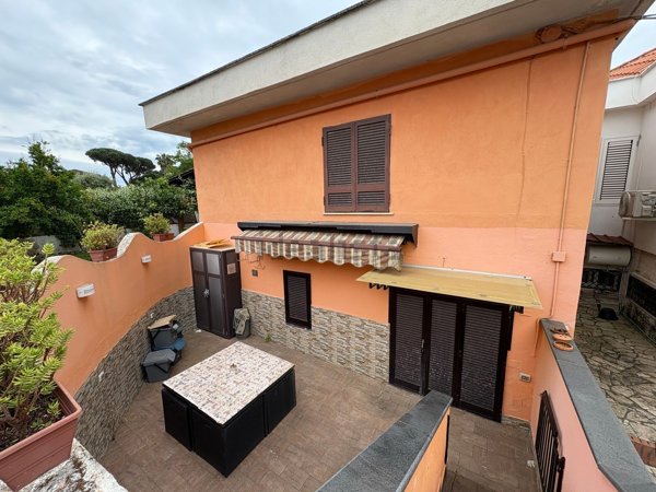 appartamento in vendita a Fondi in zona Rio Claro