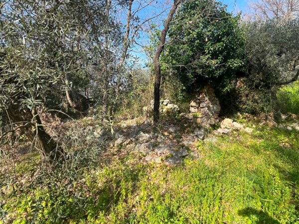 casa indipendente in vendita a Fondi