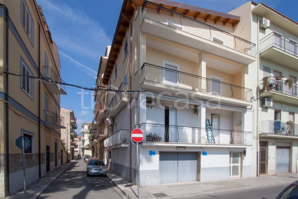 negozio in vendita a Fondi