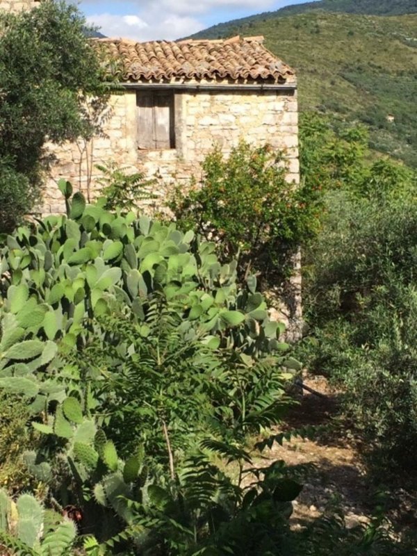 casale in vendita a Fondi in zona Querce