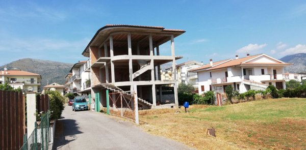 casa indipendente in vendita a Fondi