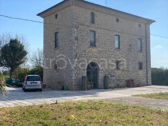 casa indipendente in vendita a Fondi