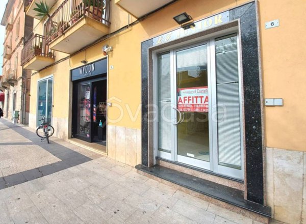negozio in vendita a Fondi
