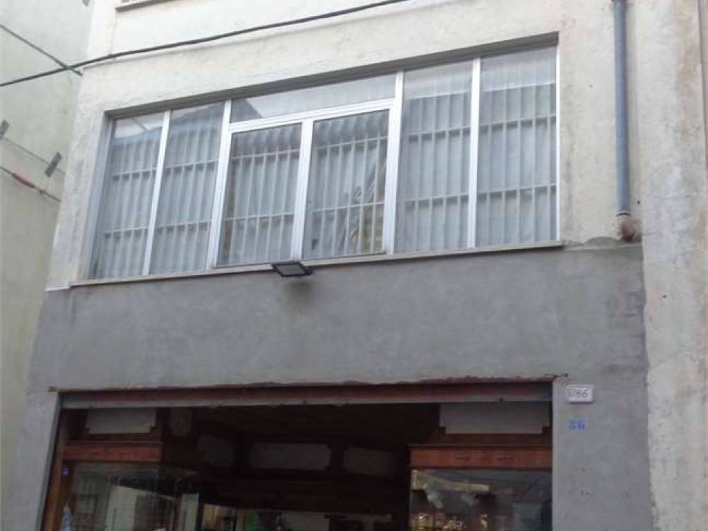 intera palazzina in vendita a Fondi