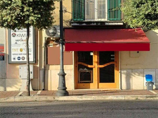 negozio in vendita a Fondi