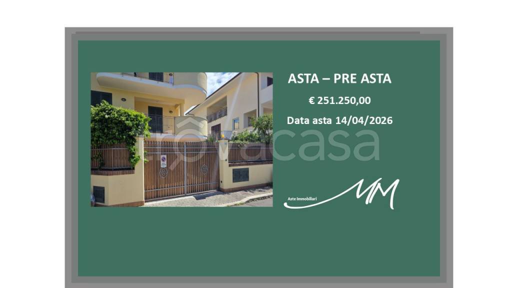 casa indipendente in vendita a Fondi