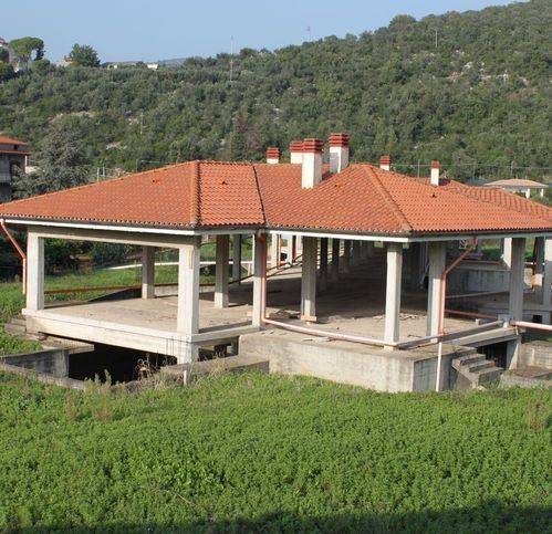 casa indipendente in vendita a Fondi