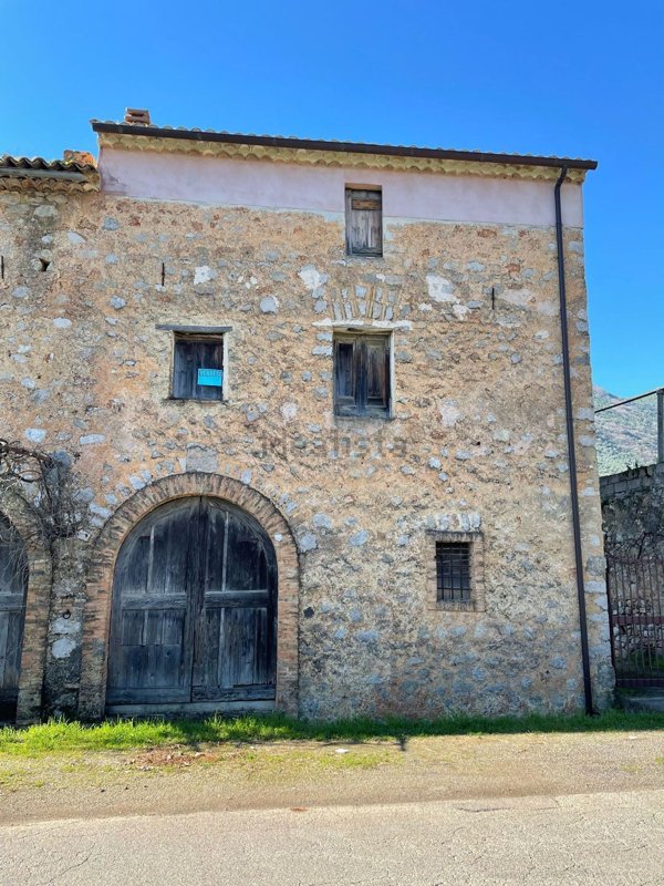 casale in vendita a Fondi in zona San Magno