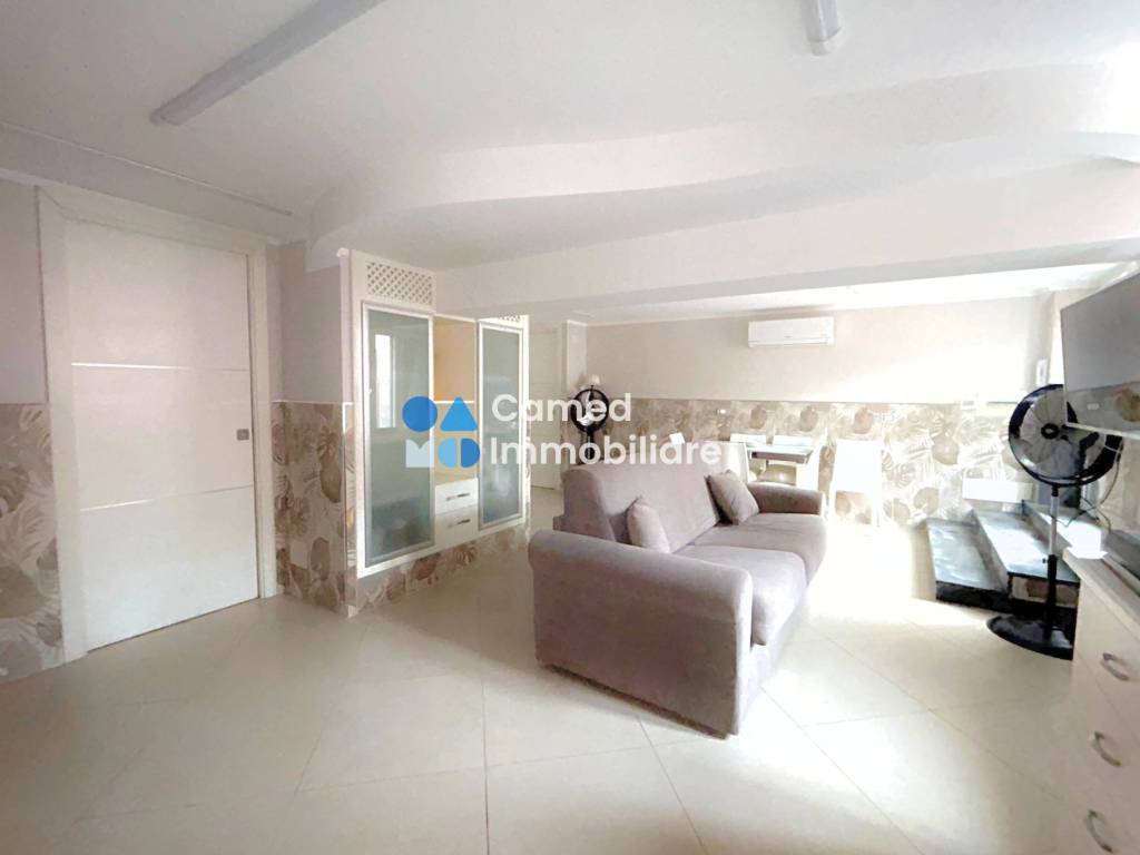 appartamento in vendita a Fondi in zona Salto di Fondi