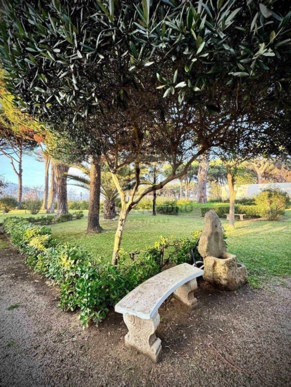 appartamento in vendita a Fondi in zona Salto di Fondi