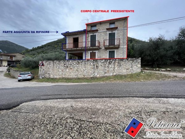 casa indipendente in vendita a Fondi in zona San Magno