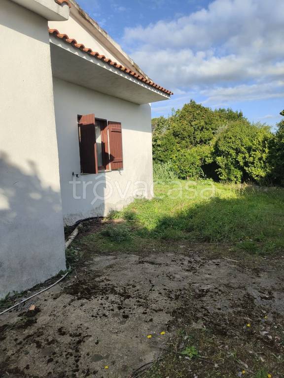 casa indipendente in vendita a Fondi