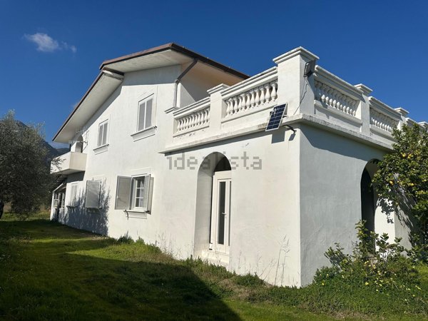 casa indipendente in vendita a Fondi in zona San Magno