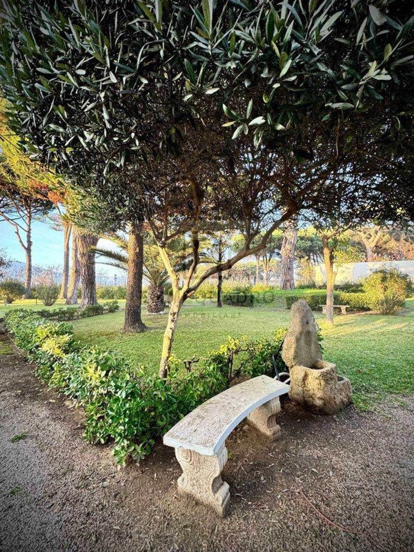 appartamento in vendita a Fondi in zona Salto di Fondi