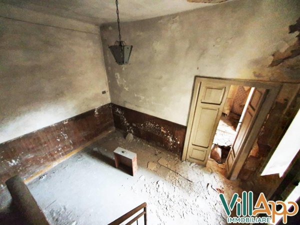 casa semindipendente in vendita a Fondi