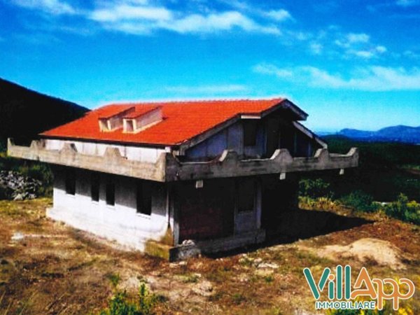 casa indipendente in vendita a Fondi in zona San Raffaele