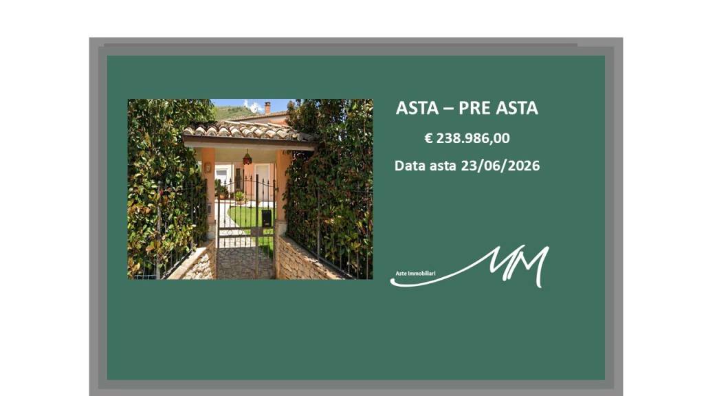 casa indipendente in vendita a Fondi