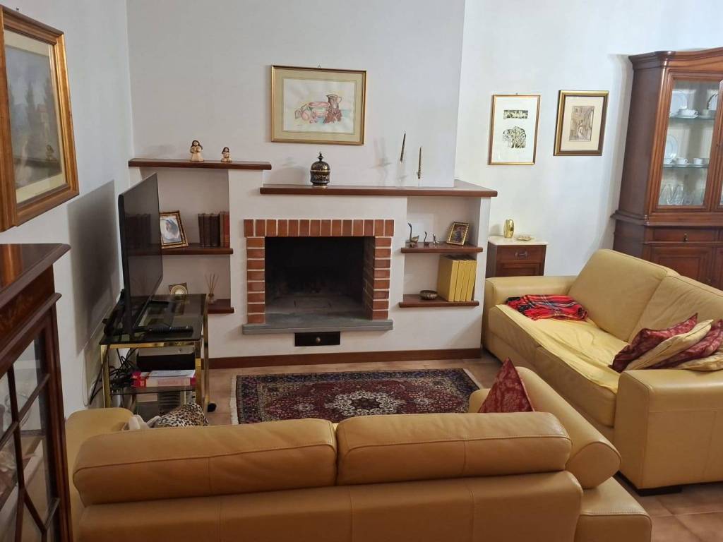 appartamento in vendita a Fondi