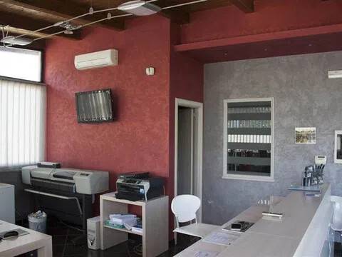 locale commerciale in vendita a Fondi