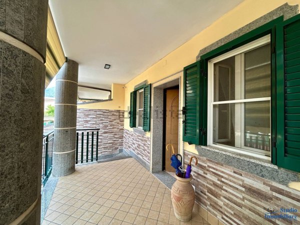 casa indipendente in vendita a Fondi