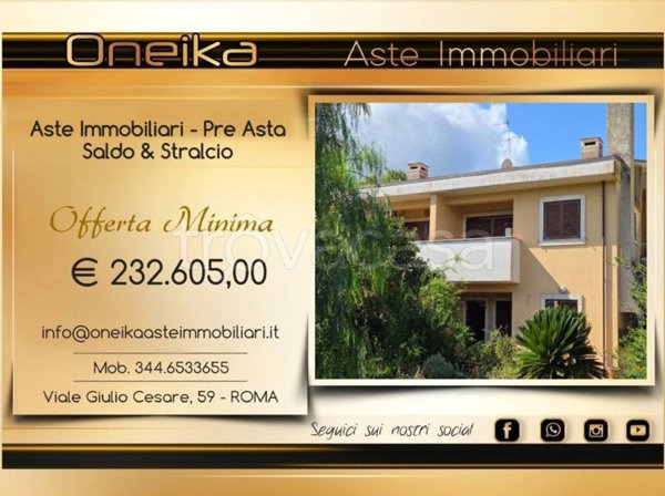 casa indipendente in vendita a Fondi