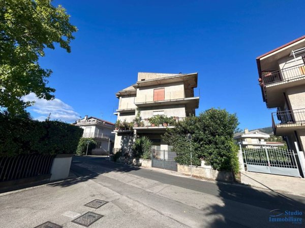 appartamento in vendita a Fondi