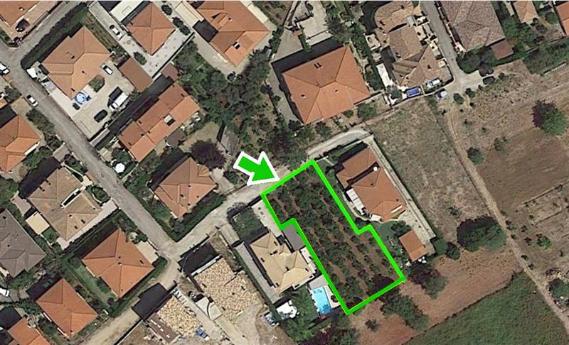 terreno edificabile in vendita a Fondi in zona Querce
