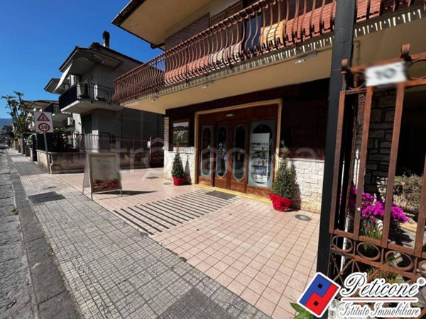 negozio in vendita a Fondi