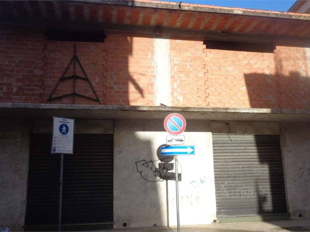 intera palazzina in vendita a Fondi