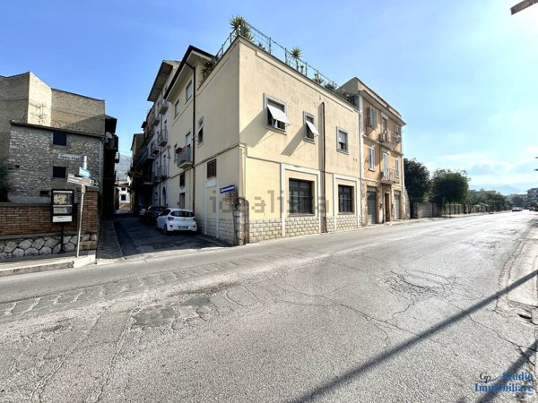 pentavano in vendita a Fondi