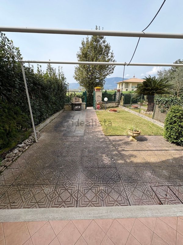 casa indipendente in vendita a Fondi in zona Rio Claro
