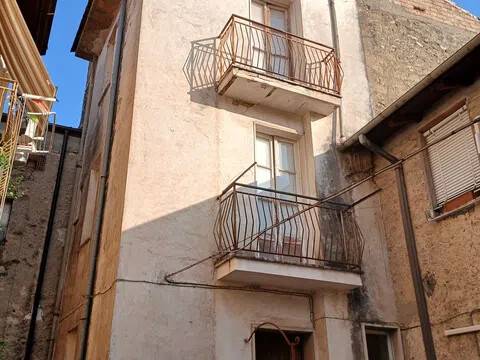 casa indipendente in vendita a Fondi