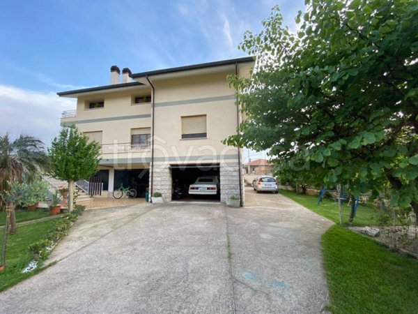 casa indipendente in vendita a Fondi