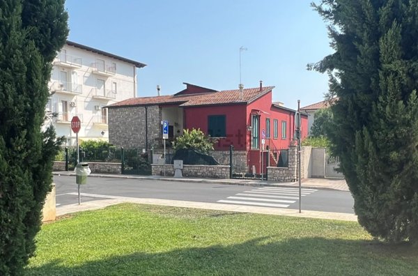 casa indipendente in vendita a Fondi