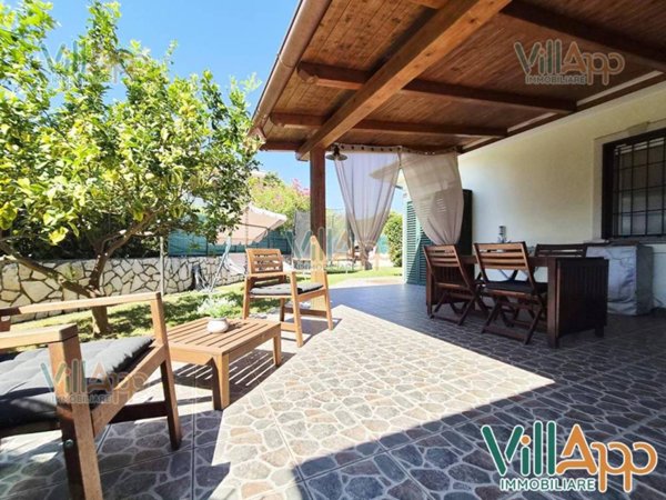 casa indipendente in vendita a Fondi in zona Rio Claro
