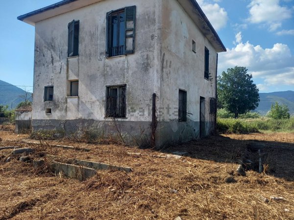 terreno in vendita a Fondi