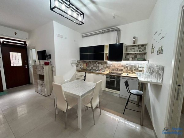 casa indipendente in vendita a Fondi