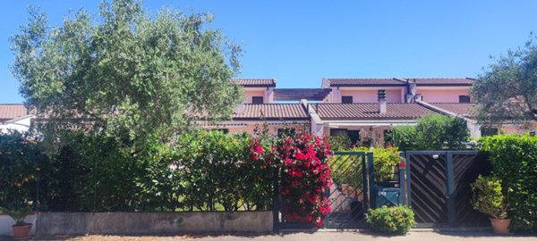 casa indipendente in vendita a Fondi