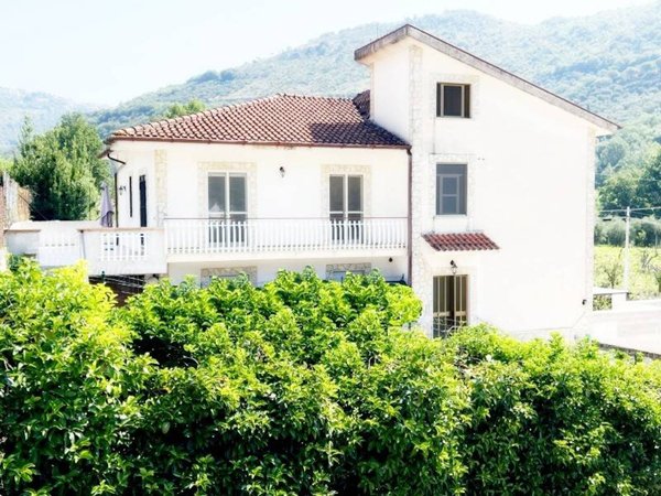 appartamento in vendita a Fondi