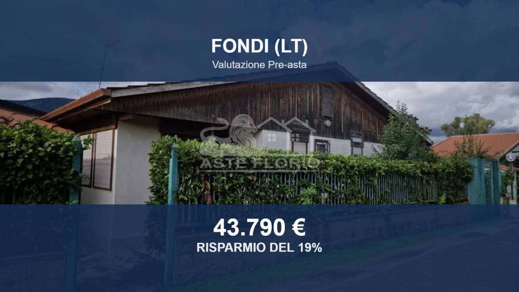 casa indipendente in vendita a Fondi