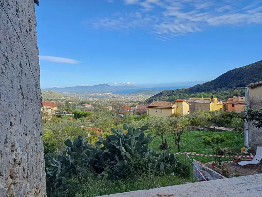 casa indipendente in vendita a Formia in zona Trivio